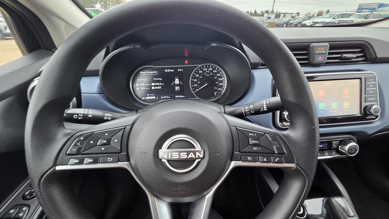 2024 Nissan Versa SV Photo