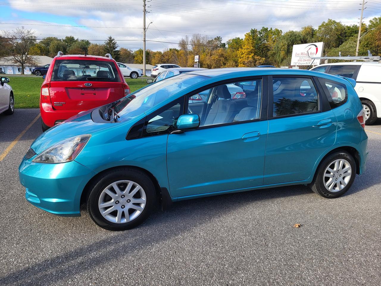 2013 Honda Fit 5dr HB Auto LX Photo5