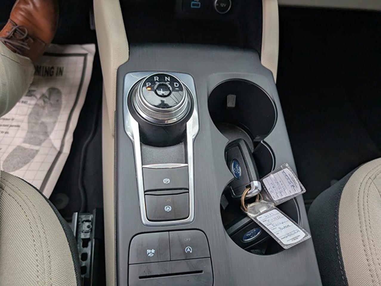 2021 Ford Escape SE AWD Photo