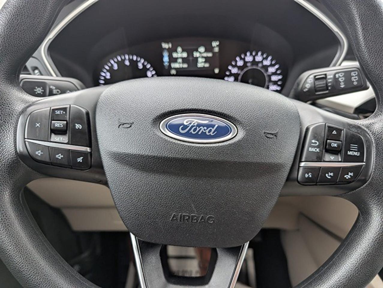 2021 Ford Escape SE AWD Photo