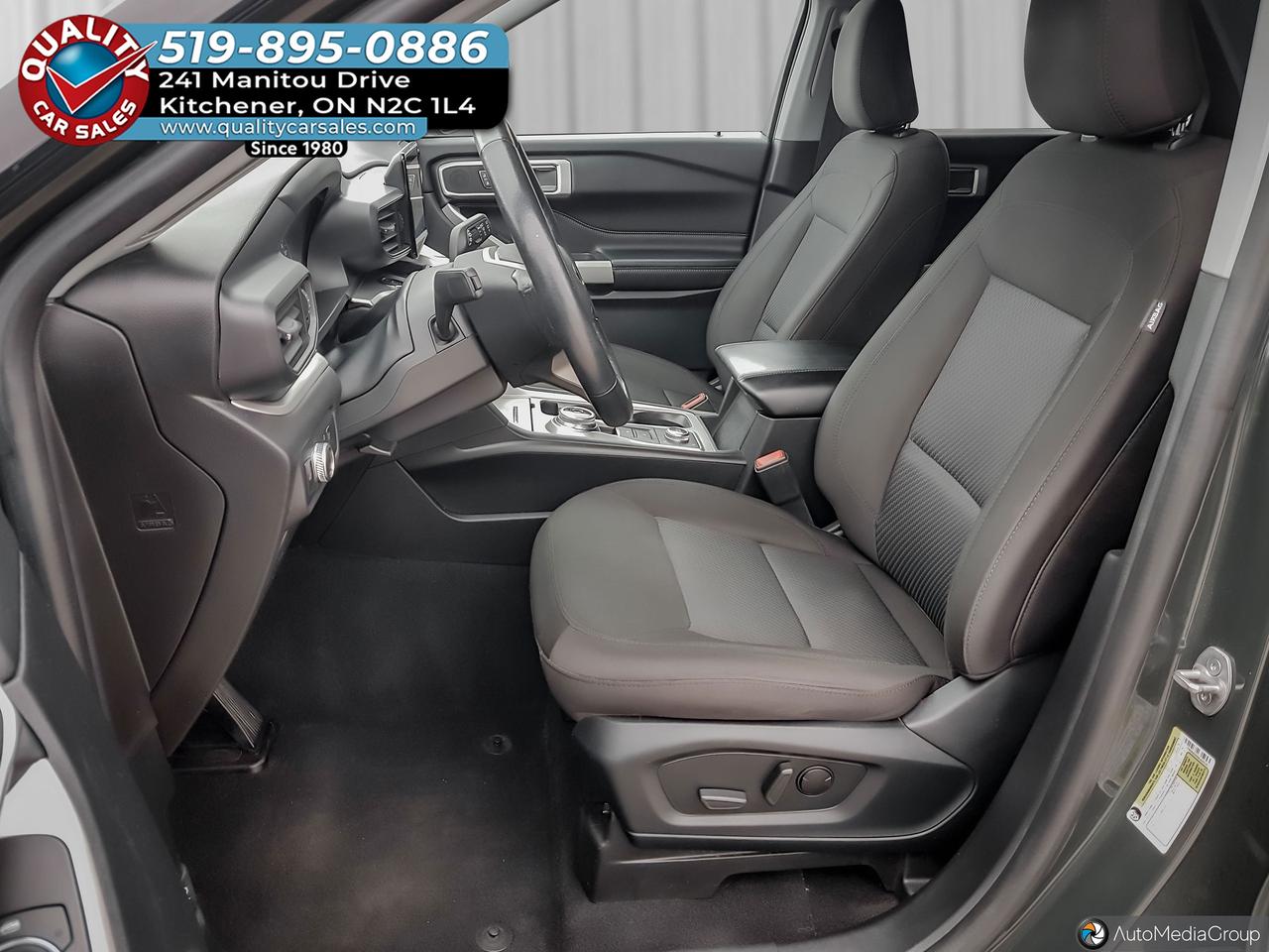 2022 Ford Explorer XLT 4WD Photo