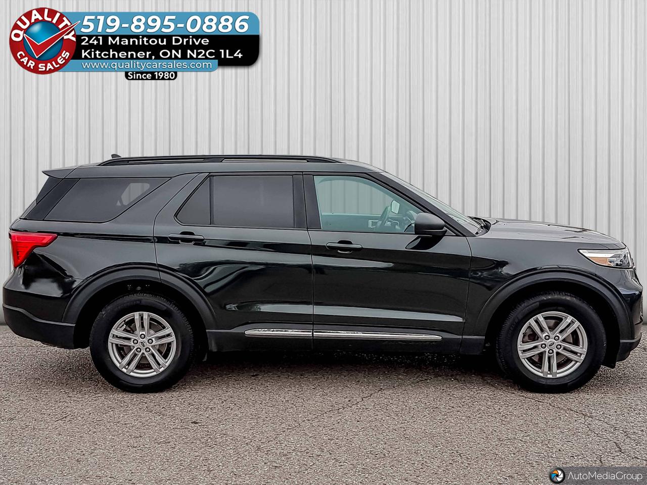 2022 Ford Explorer XLT 4WD Photo