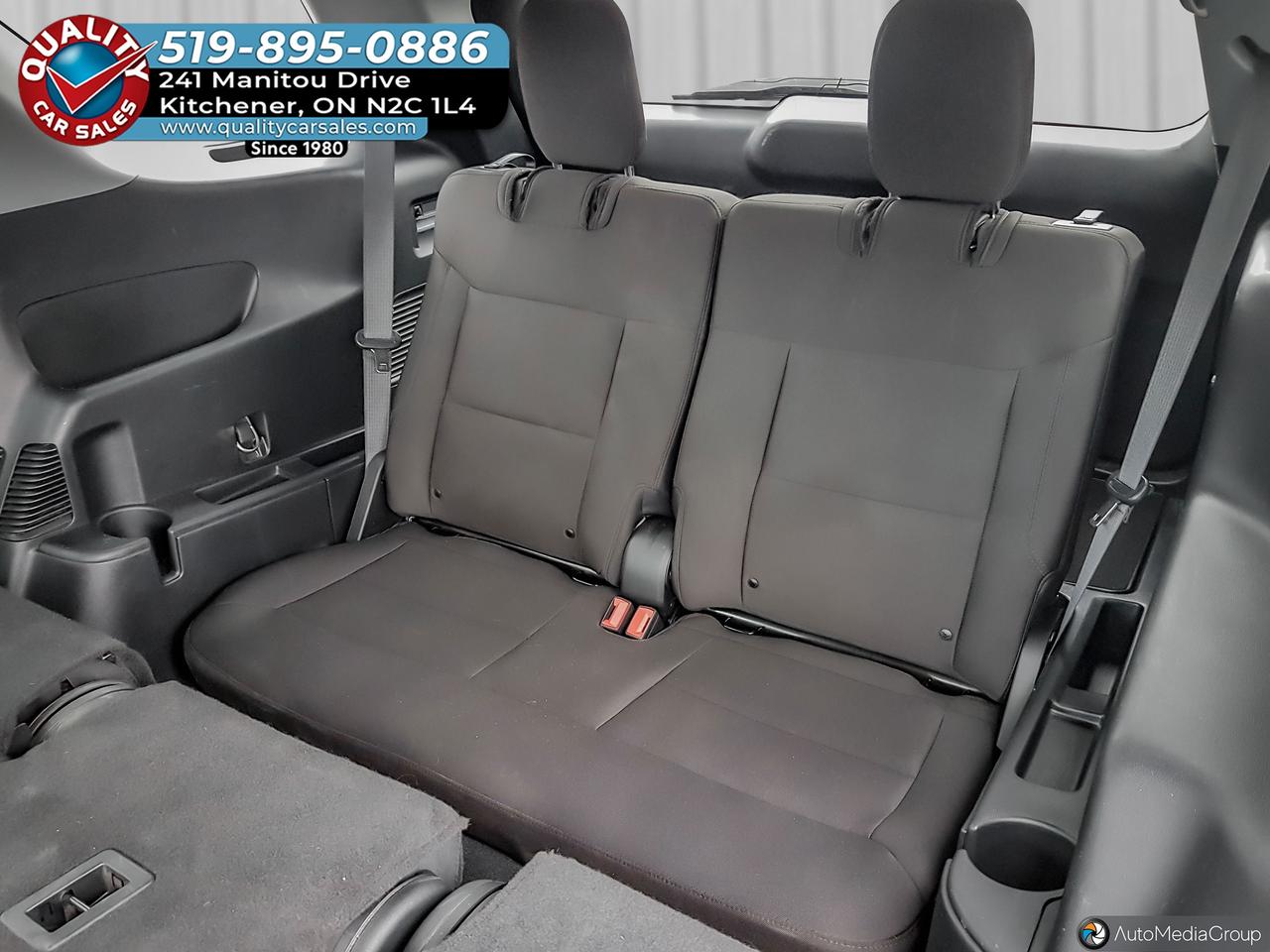 2022 Ford Explorer XLT 4WD Photo
