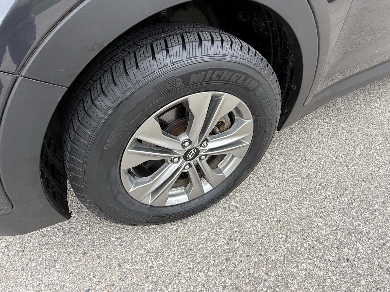 2016 Hyundai Santa Fe Sport  Photo