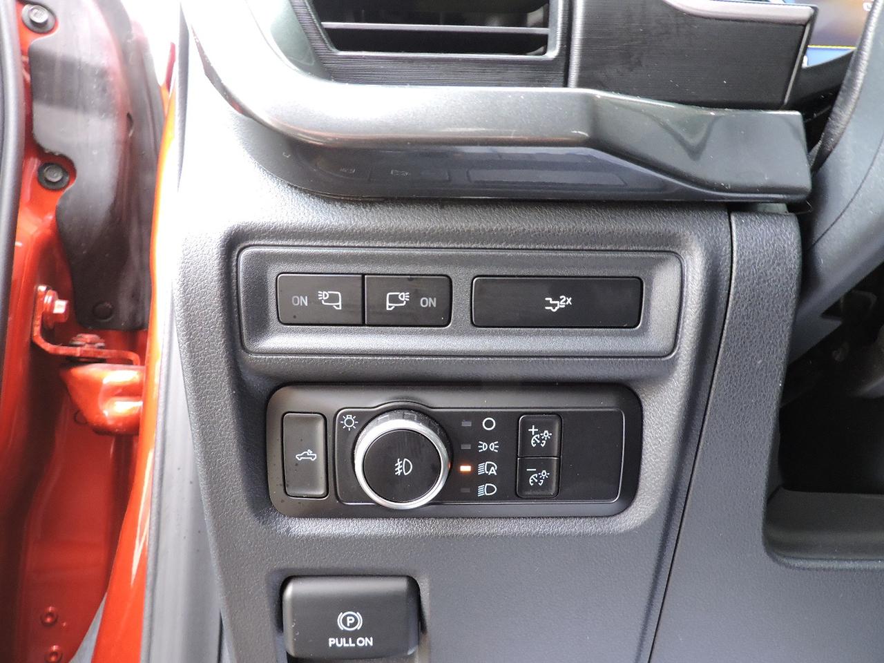 2023 Ford F-150 XLT/FX4 5.0L 4X4 1-Owner Well Optioned 76000KMS Photo