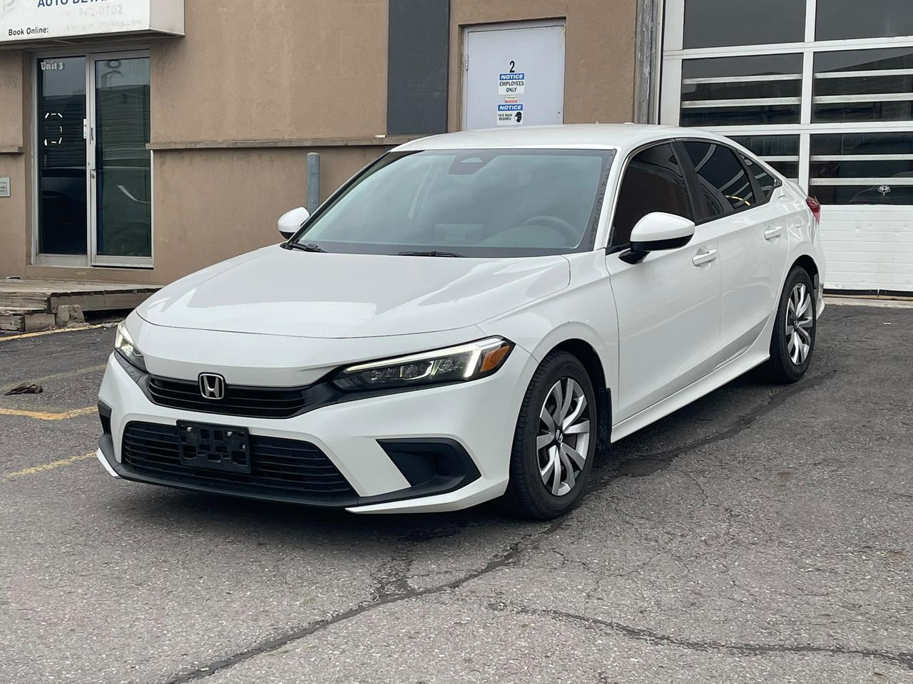 2022 Honda Civic LX | CLEAN TITLE | NO CLAIMS | Photo2
