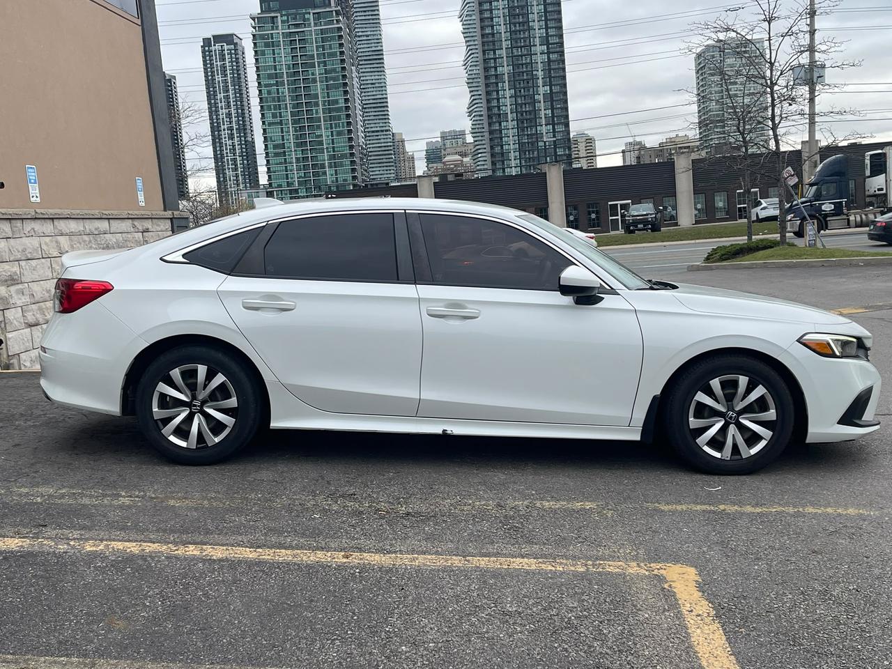 2022 Honda Civic LX | CLEAN TITLE | NO CLAIMS | Photo