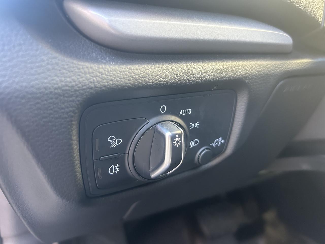 2019 Audi A3 Komfort - LOW KM'S, BACK UP CAM, NAV & MORE - Photo #15