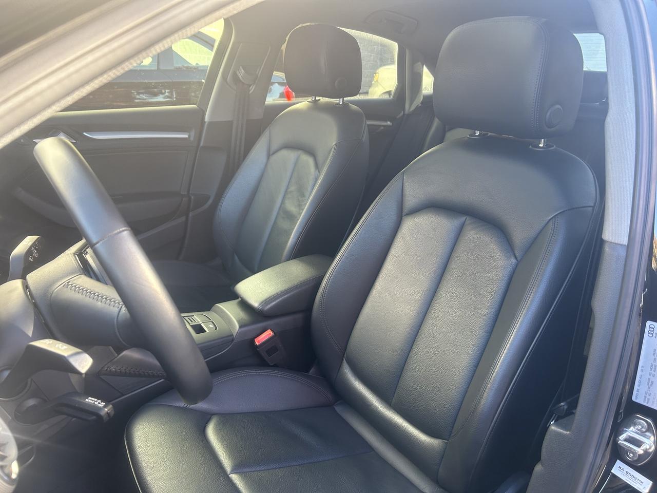 2019 Audi A3 Komfort - LOW KM'S, BACK UP CAM, NAV & MORE Photo