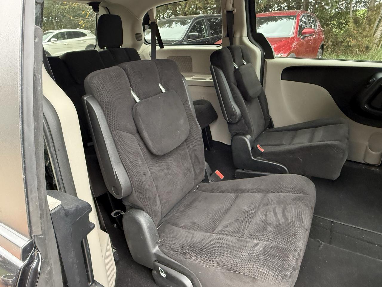 2017 Dodge Grand Caravan SXT Photo