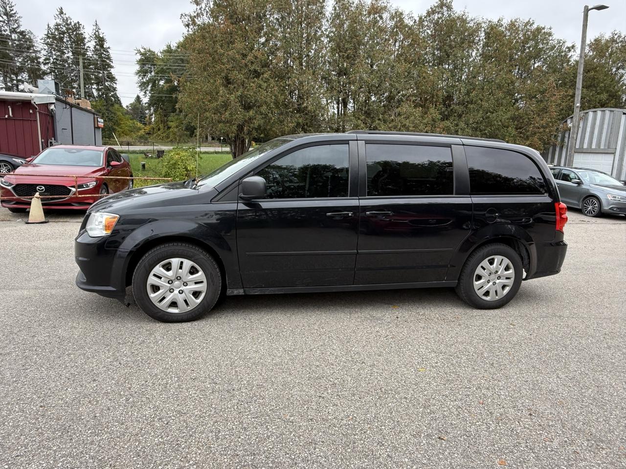 2017 Dodge Grand Caravan SXT Photo