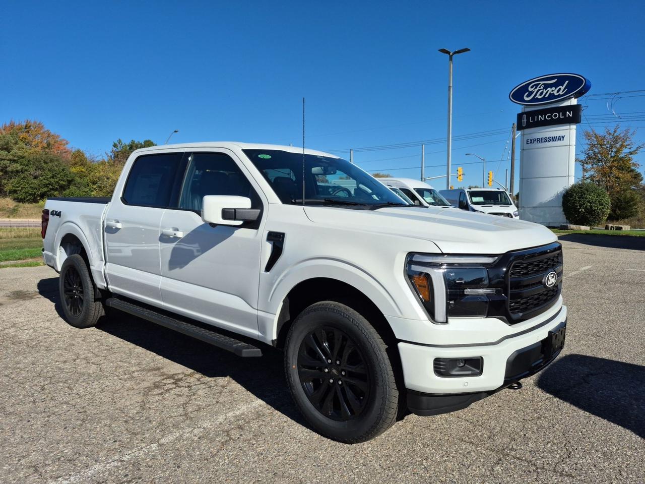 2026 Ford F-150 LARIAT, MOONROOF, BLACK PKG, TOW/HAUL PKG Photo