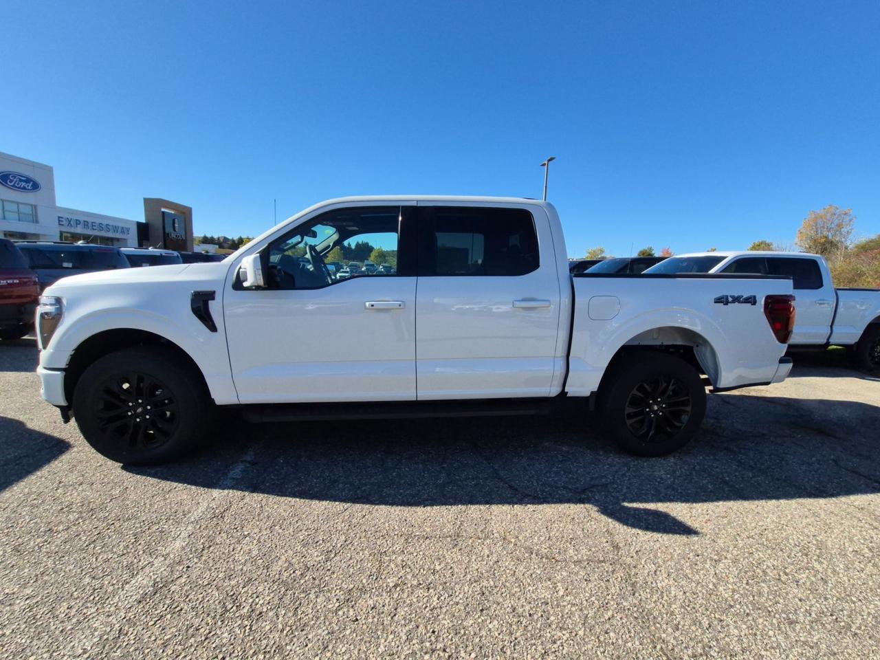 2026 Ford F-150 LARIAT, MOONROOF, BLACK PKG, TOW/HAUL PKG Photo