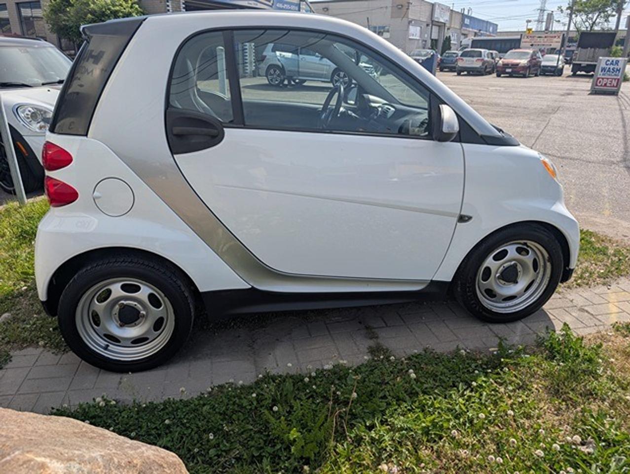2013 Smart fortwo Pure Photo3