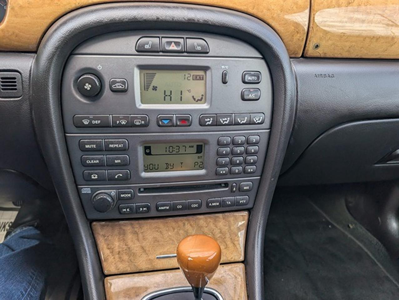 2003 Jaguar X-Type 4dr Sdn 2.5 Photo