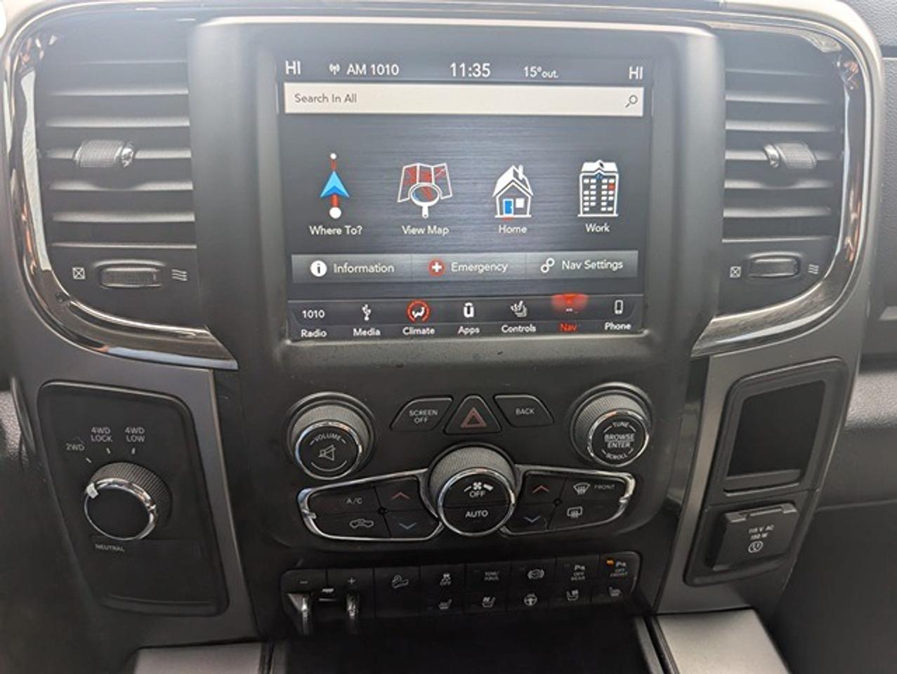 2018 RAM 2500 Laramie 4x4 Crew Cab 6'4" Box Photo