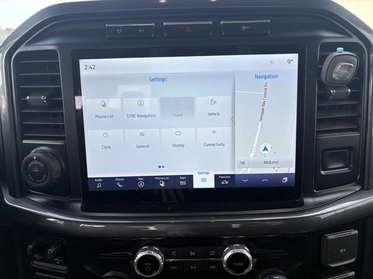 2023 Ford F-150 XLT 4WD SuperCrew 5.5' Box Photo