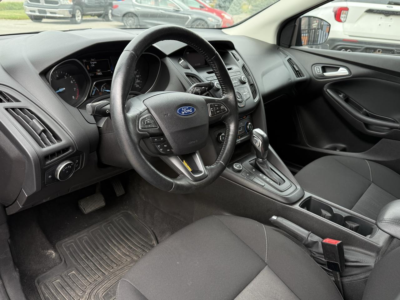 2015 Ford Focus SE | Backup Camera | Heated Seats | Bluetooth Photo