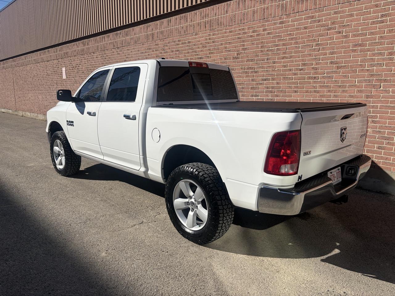2016 RAM 1500 SLT Photo