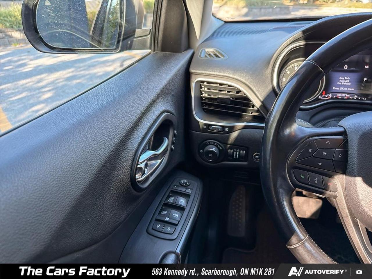 2020 Jeep Cherokee TRAILHAWK ELITE 4WD 1-Owner No Accident! Photo