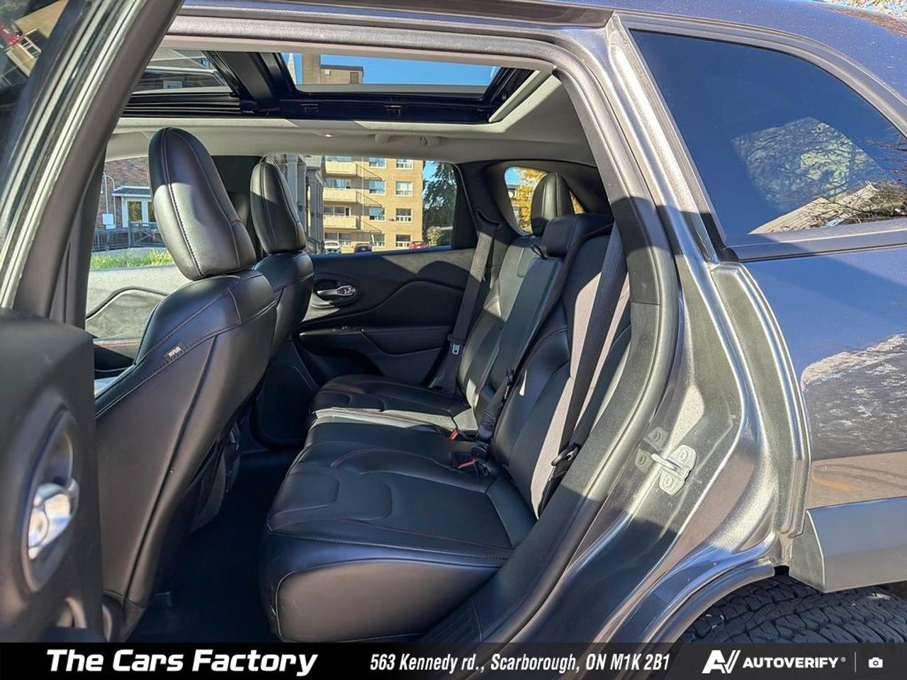 2020 Jeep Cherokee TRAILHAWK ELITE 4WD 1-Owner No Accident! Photo