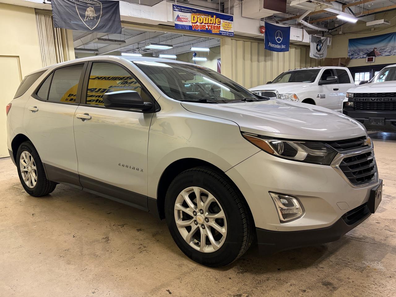 2020 Chevrolet Equinox LS Photo