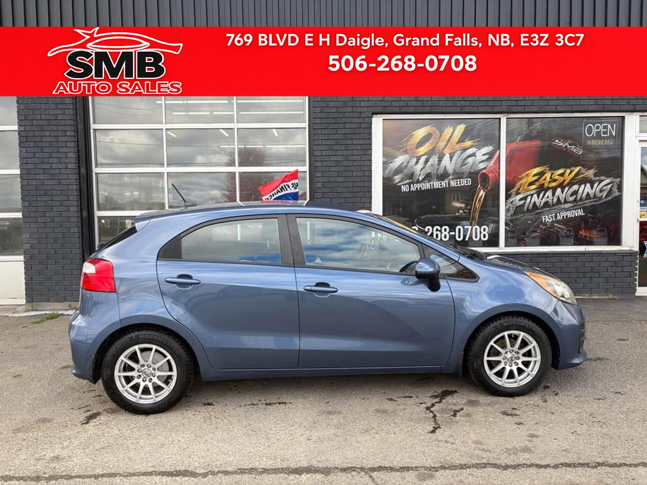 Blue 2016 Kia Rio5 Hatchback Manual