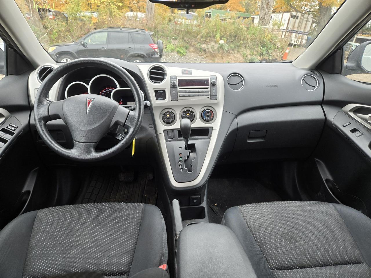 2009 Pontiac Vibe  - Photo #7