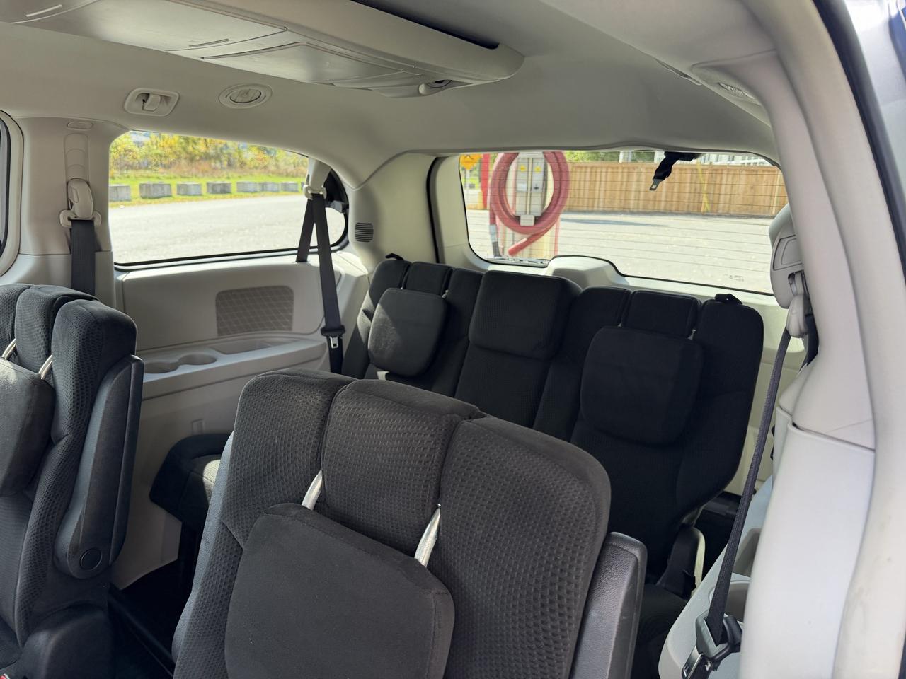 2016 Dodge Grand Caravan Crew Photo