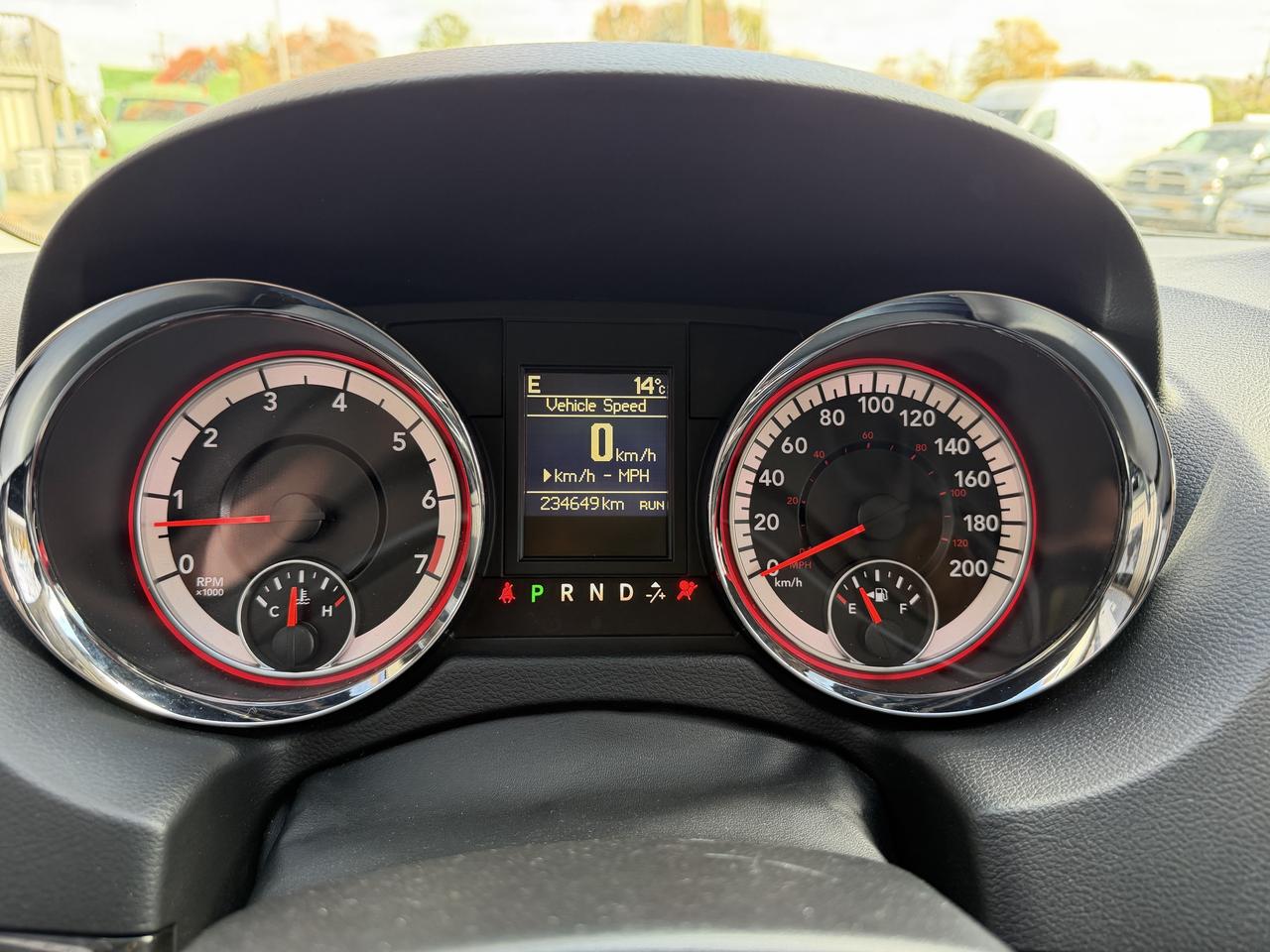 2016 Dodge Grand Caravan Crew Photo