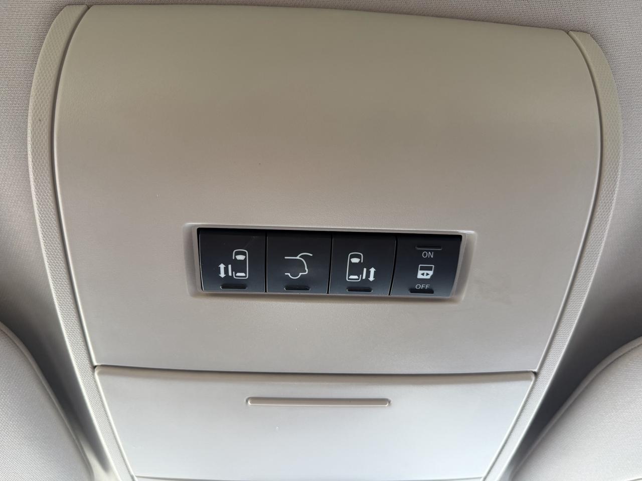 2016 Dodge Grand Caravan Crew Photo