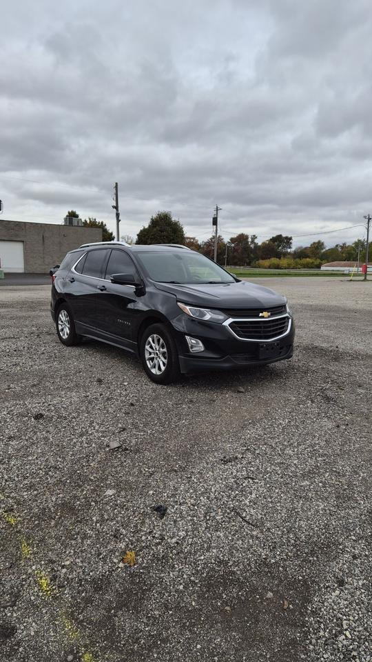 2018 Chevrolet Equinox LT Photo3