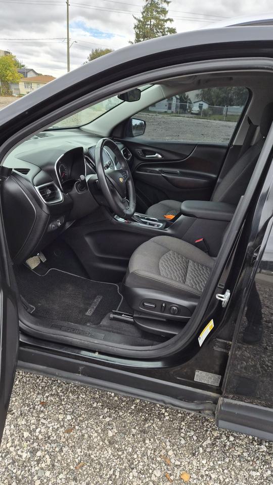 2018 Chevrolet Equinox LT Photo