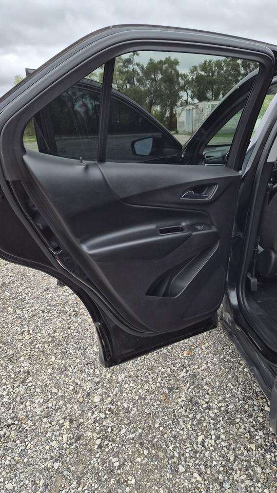 2018 Chevrolet Equinox LT Photo