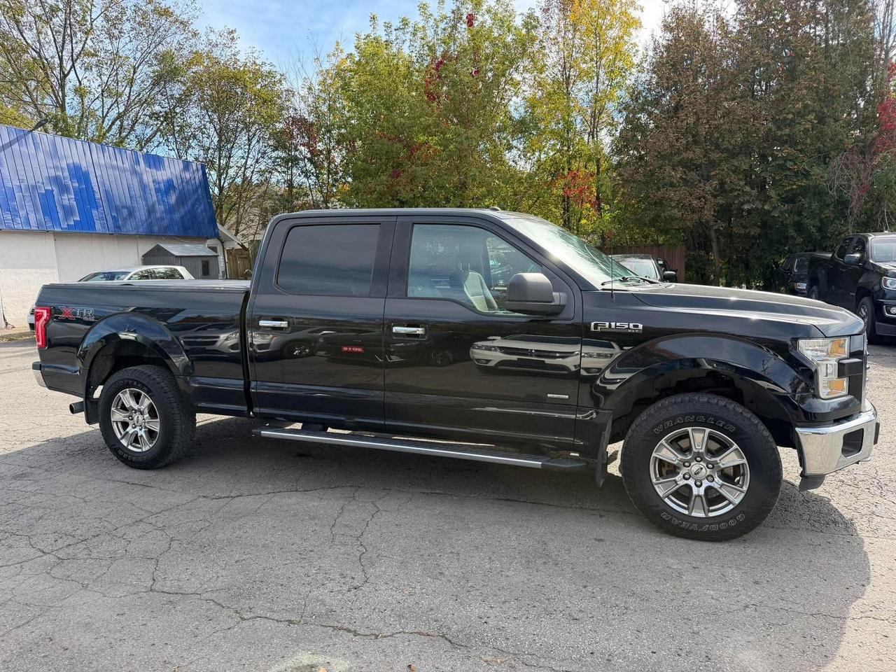 2016 Ford F-150 4WD SUPERCREW 157" XLT Photo