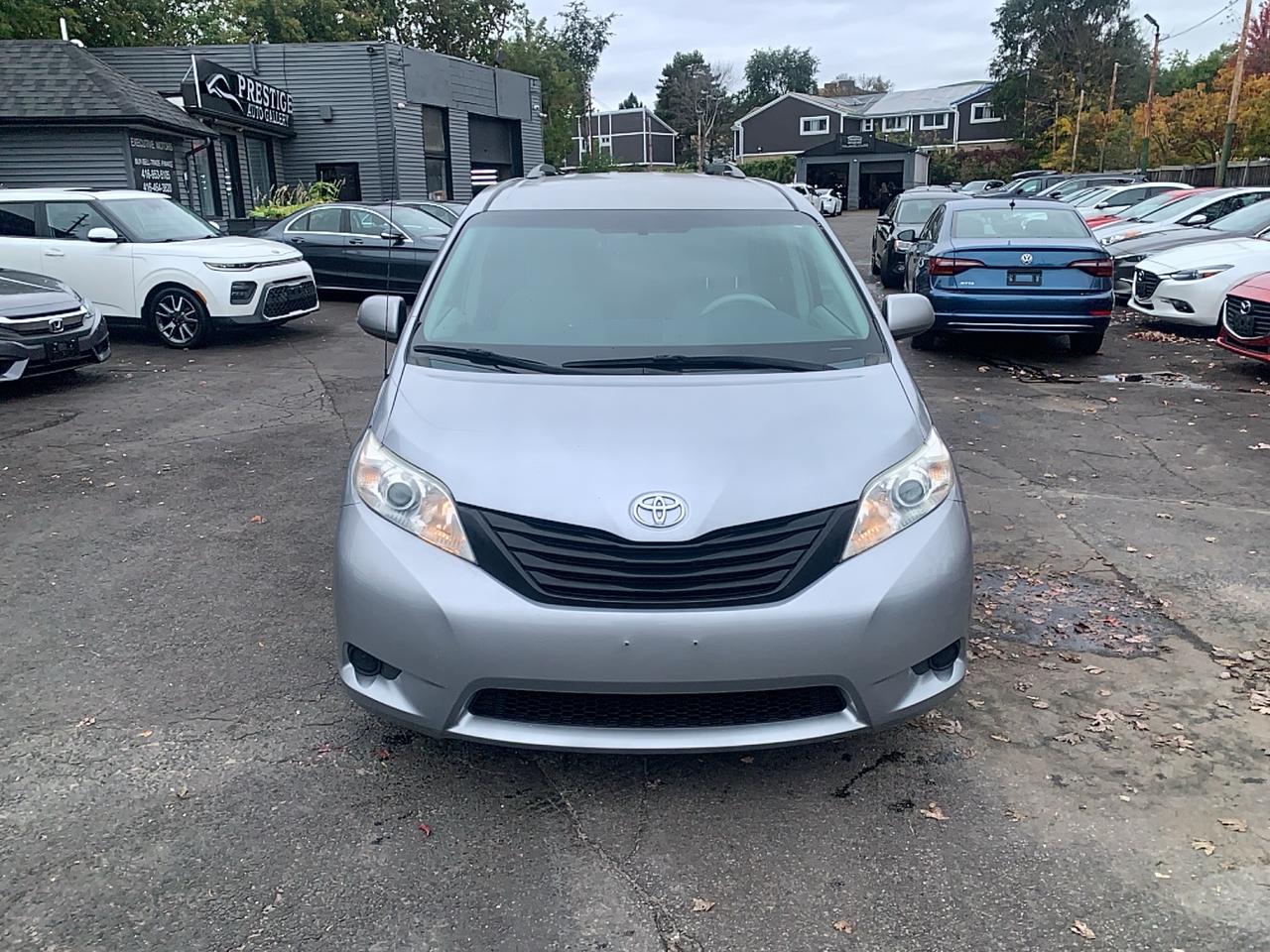 2012 Toyota Sienna