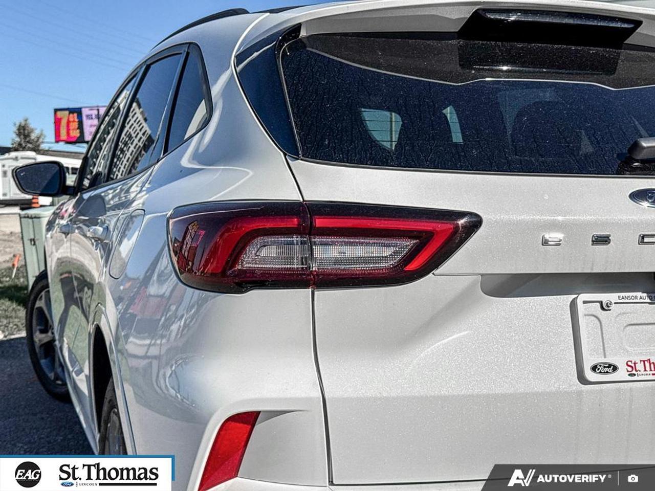 2024 Ford Escape ST-Line Photo