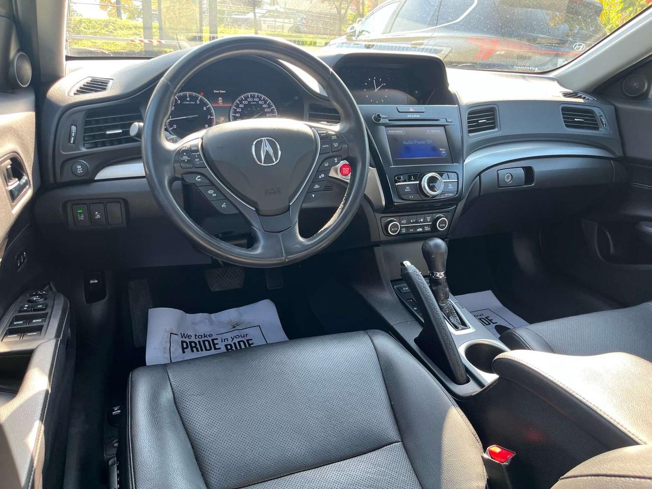 2017 Acura ILX CERTIFIED BLINDSPOT Photo