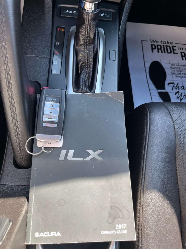 2017 Acura ILX CERTIFIED BLINDSPOT Photo