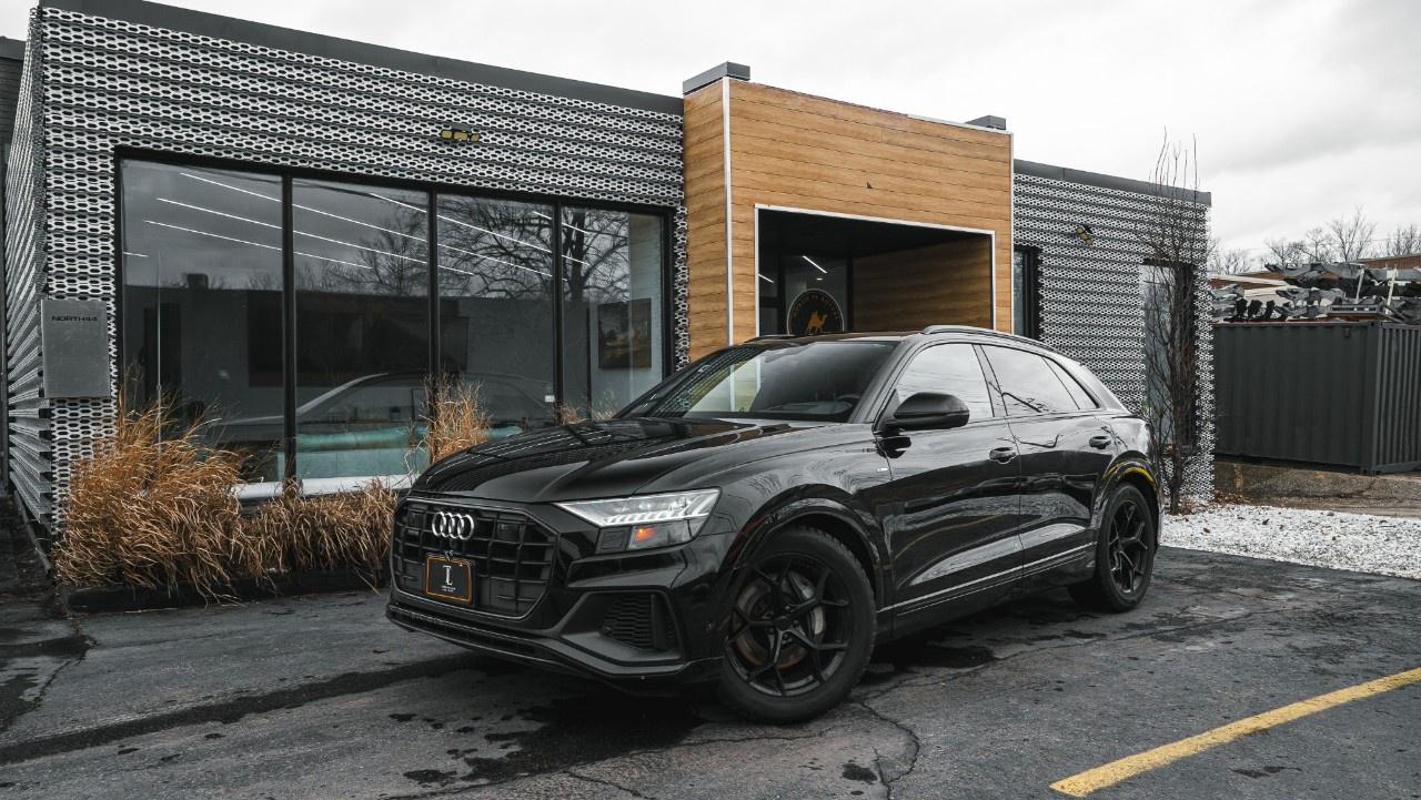 2022 Audi Q8 Technik 55 TFSI quattro Photo