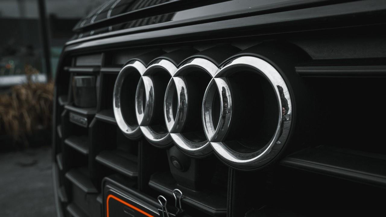 2022 Audi Q8 Technik 55 TFSI quattro Photo