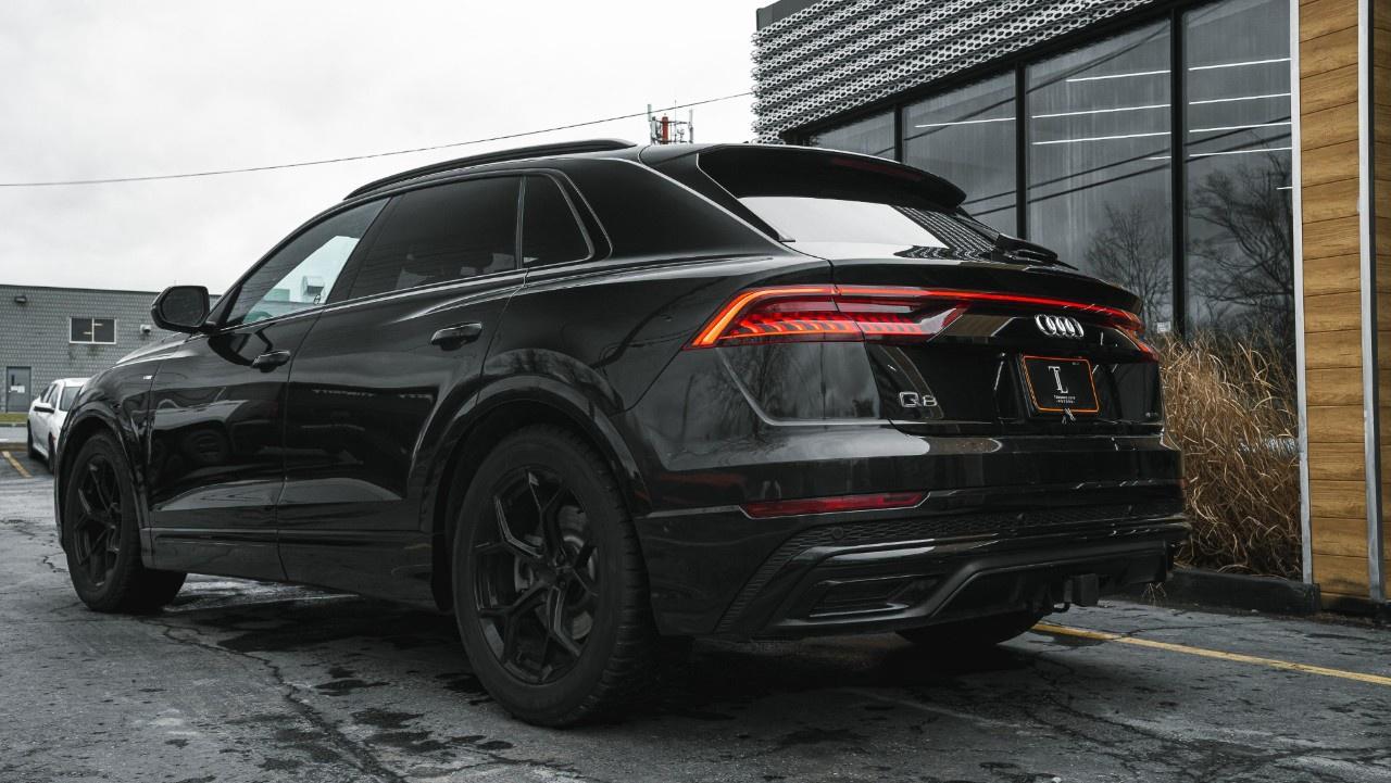 2022 Audi Q8 Technik 55 TFSI quattro Photo
