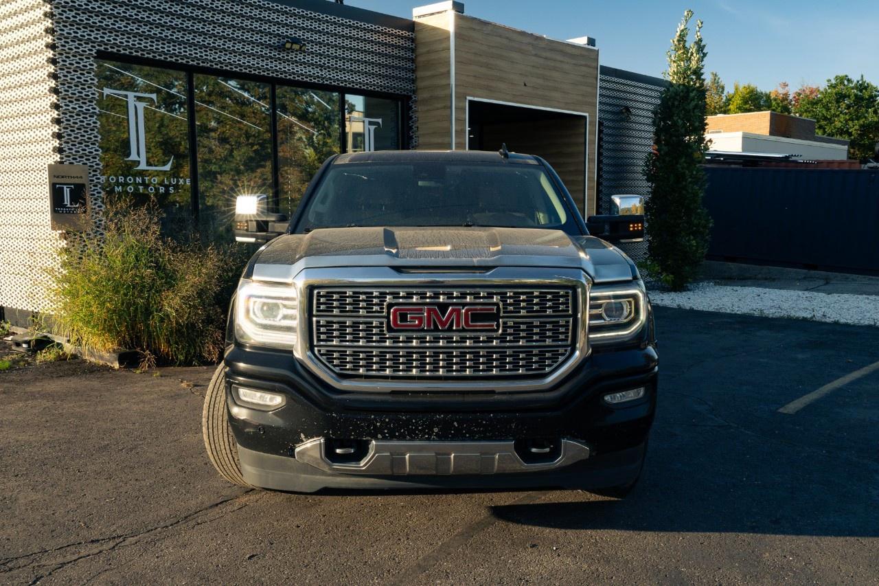 2017 GMC Sierra 1500 4WD Crew Cab Standard Box Denali Photo5
