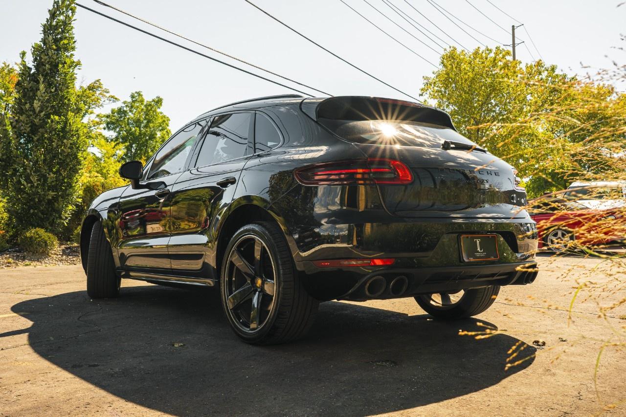 2018 Porsche Macan GTS AWD Photo