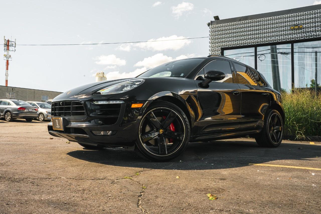 2018 Porsche Macan GTS AWD Photo