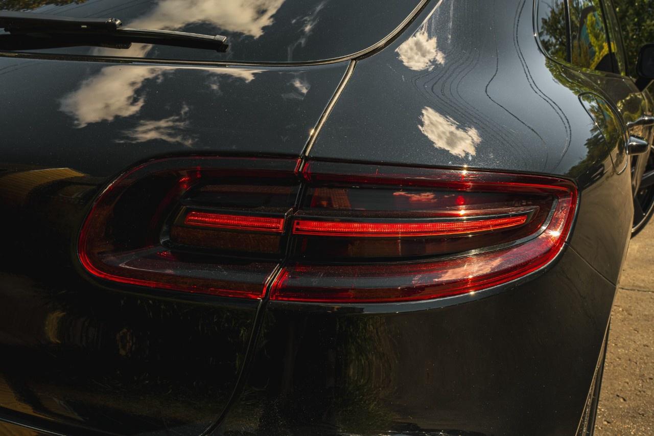 2018 Porsche Macan GTS AWD Photo