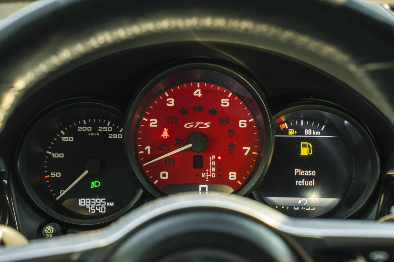 2018 Porsche Macan GTS AWD Photo