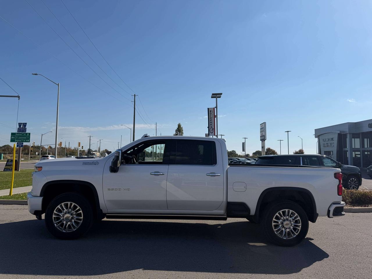 2023 Chevrolet Silverado 2500 High Country   DURAMAX   SUNROOF   VNT SEAT Photo1