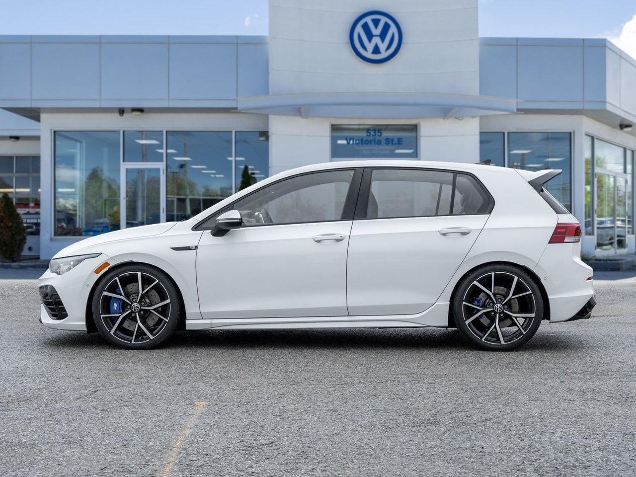 2023 Volkswagen Golf R 2.0T 7Sp at DSG w/Tip Photo2