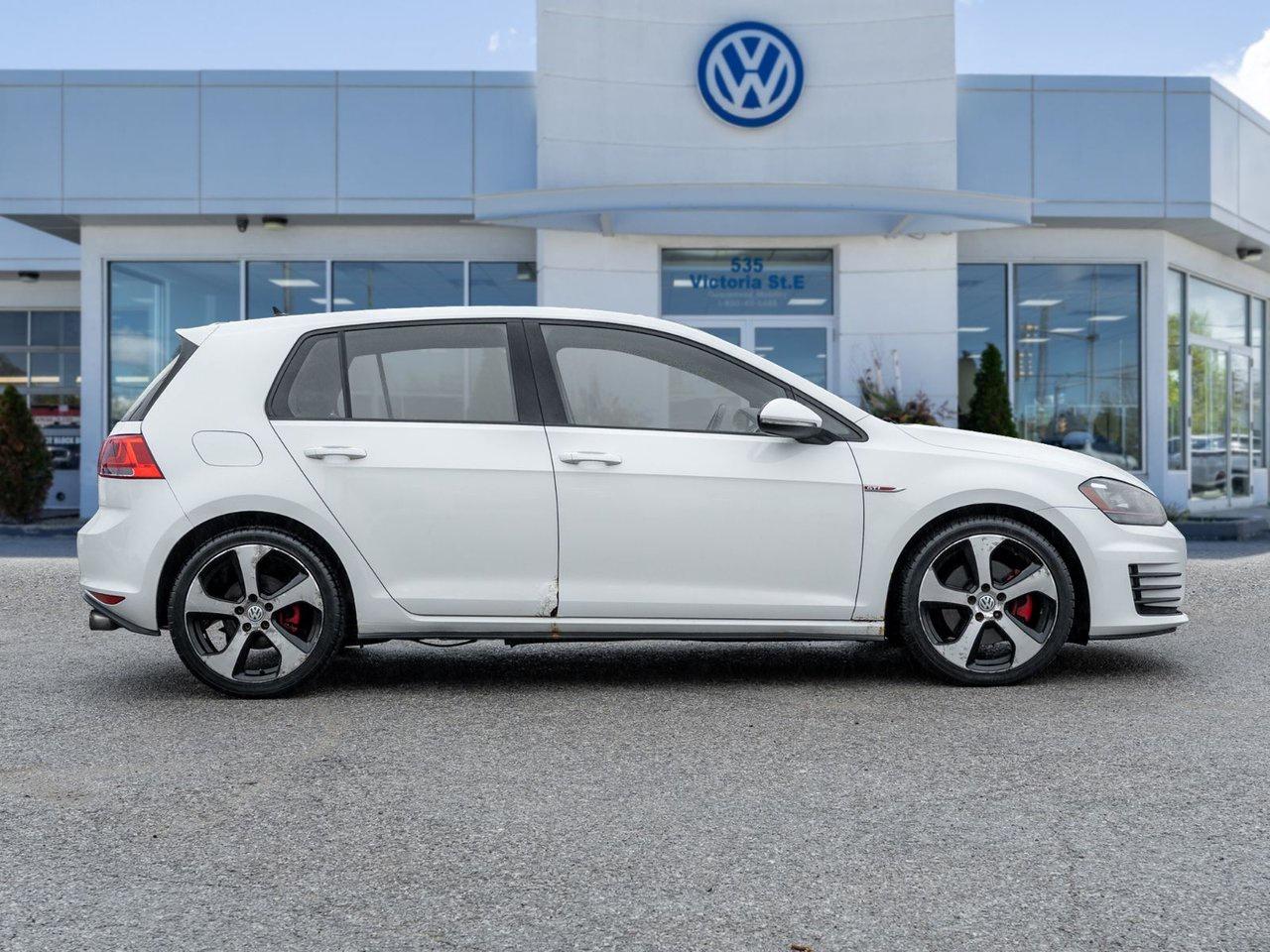 2015 Volkswagen Golf GTI Autobahn Photo4